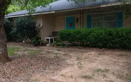 2 Bedroom Home in Houston County Close to School