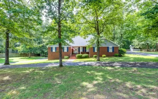 Country Home for Sale in Lewis County, Tennessee