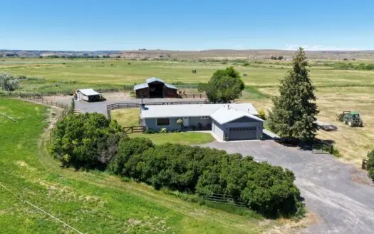 Eastern Oregon Springston Homestead Located Outside of Burns