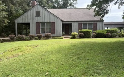 Beautiful 2br / 2bath Home in a Country Setting