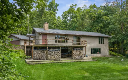 36 +/- Acres of Peaceful Living in Portage WI