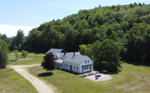6 Bedroom Farmhouse on 13 Acres – Bethel, Maine