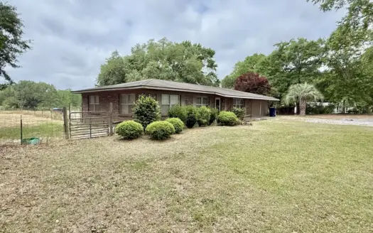Country Home on 1 acre for sale Hartford, AL