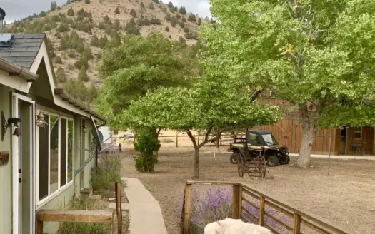 Ranch Life on 78 Acres in Modoc County — Home, Barn & Views