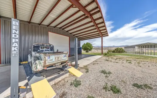 Exceptional Property on 36.26 Acres With Panoramic Views