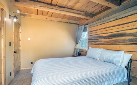 Private Cabin on 35 acres with creek in southwest Colorado