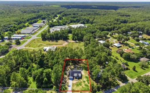 Luxury Living in High Springs!