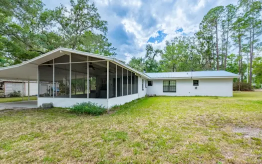 Sweet Country Home in Old Town, FL For Sale