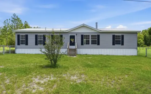 5 Acre Horse Property–Mini Farm–In Bell, Florida
