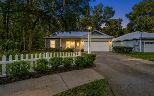3 Bedroom Home in Fanning Springs, FL