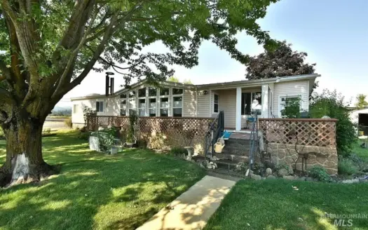 Easy Main-Level Living Princeton, Idaho
