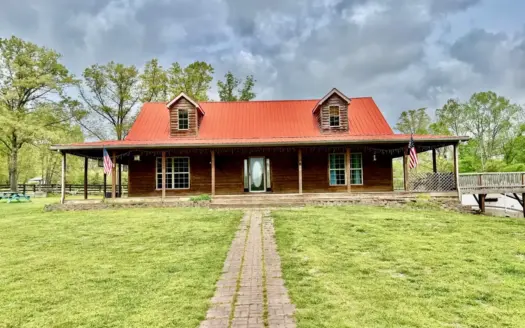 Country Home & Guest House on 10+/- Acres