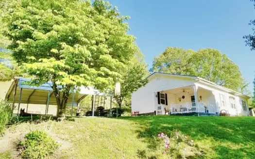 2BR/1BA Country Home – Large Garages & Concrete Drive