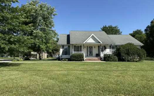 4 Bed 2 Bath Home – Garage – Pool – Storage Shed – Liberty, KY.
