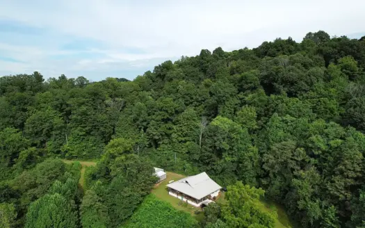 Secluded Country Home on 50+/- Acres – Garage – Liberty, KY.