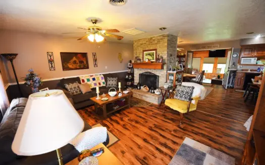 21 Ac, 3 Bedroom, 2.5 Bathrms Home, Garage, Sheds, Hunting Trails