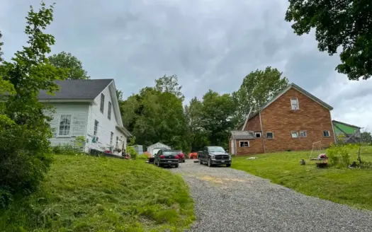 Classic Cape Farm with 24 Acres – Dexter, Maine