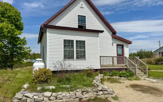 Renovated Coastal Maine Home – Jonesport