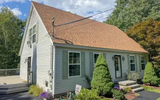 Spacious Cape Style Home – Lewiston, Maine