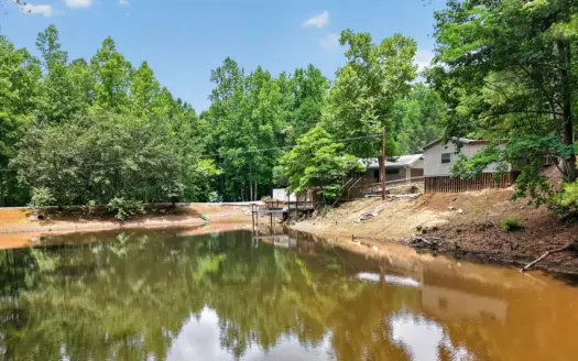 2 Homes on 10 Acres With a Pond