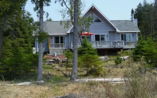 Beautiful Waterfront property on Drummond Island, Michigan