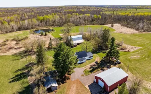 Country Home For Sale in Willow River, Minnesota