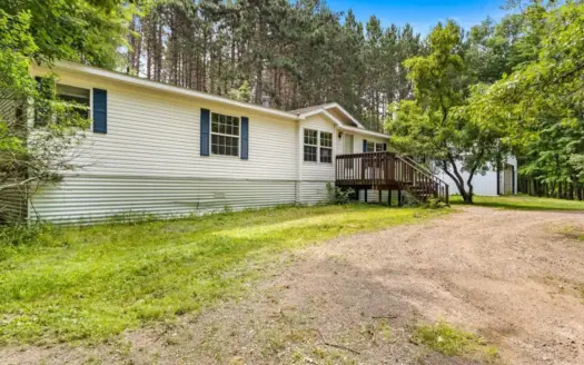 3 Bedroom Home For Sale in Sturgeon Lake, MN