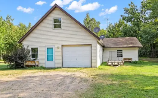 3 Bedroom Country Home For Sale in Finlayson, MN