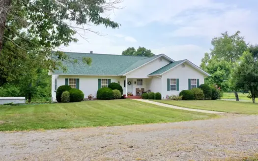 Custom Home on 9.93 ± Acres in Salem, MO with Stocked Pond