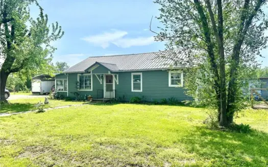 Walker, Missouri Home on 7 Acres for Sale, Vernon County, MO
