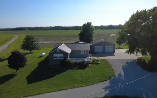 Country Home in Davis City, Iowa Sitting on Two Acres