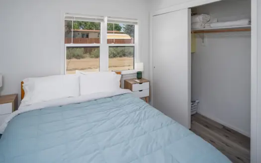 2BR Home Near Carpenter Trails | Modern Updates & MidCentury Feel