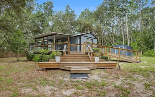 3 Bedroom 2.5 Bathroom Home For Sale Near the Suwannee River!