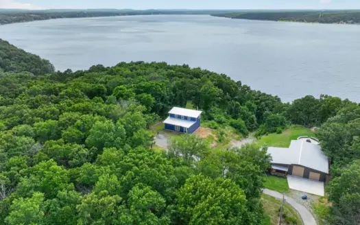Salina, Oklahoma Lakefront Home For Sale