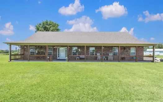 Locust Grove, Oklahoma Country Home For Sale