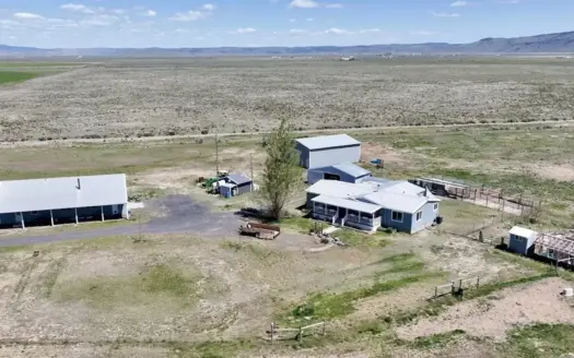 Eastern Oregon Crane Ranchette