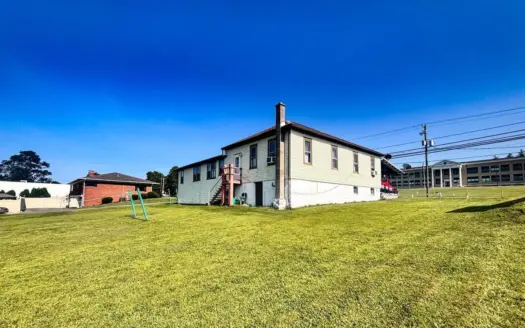 154-156 E Main St, Hegins, PA 17938