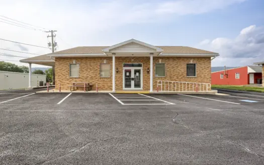 1170 W. Main St, Valley View, PA 17983