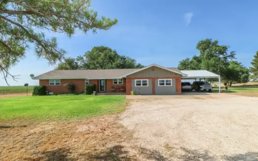 4 BEDROOM Littlefield **COUNTRY** Property