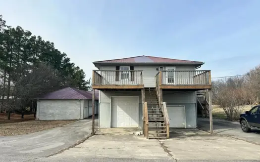 Peaceful country living 3 bed 2 bath home.