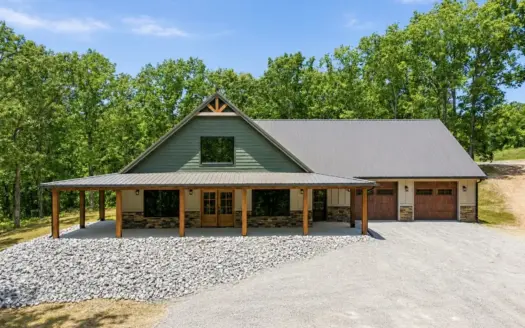 Beautiful New Home on 4.74 Acres Near Linden, TN for Sale