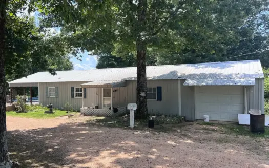 9 Acres of Country Privacy Just 5 Minutes from Town