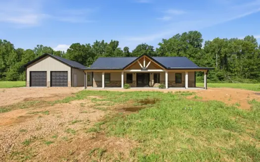 Home in 6.8 acres with a creek