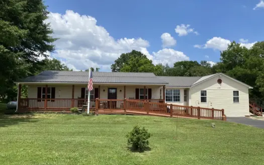 Country Home For Sale In Tn, 8 Ac+/-, Shed, Equipment Barn