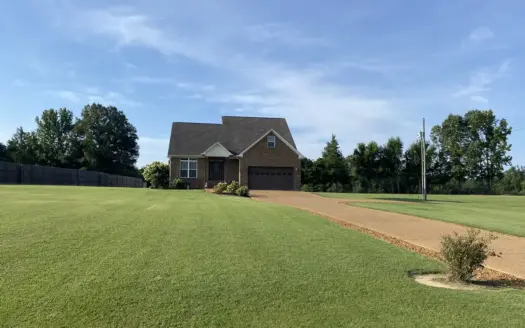 Home For Sale In Adamsville Tn With Pool Near Tn River Fishing