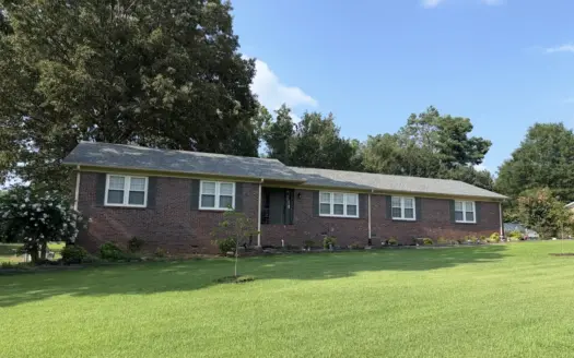 4 Bedroom Home In Town For Sale In Tn, Great Neighborhood