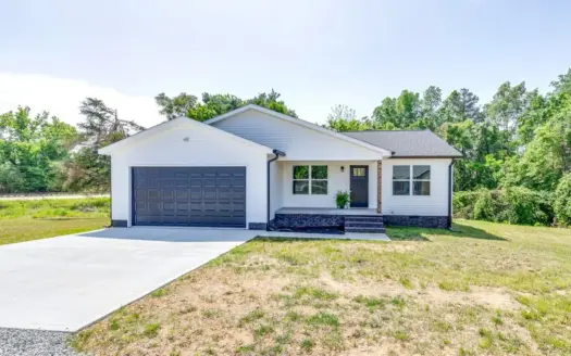 Country Home for Sale in Lewis County, Tennessee
