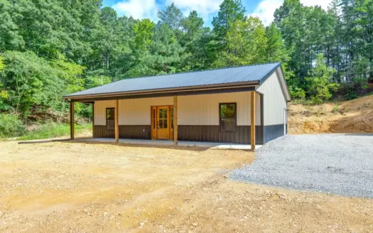 Country Home for Sale in Lewis County, Tennessee