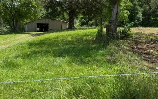 43.5 acres and 3046 sq ft home with pool in McMinn County TN