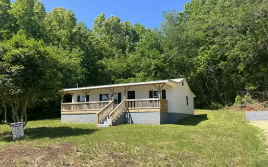 Totally Renovated TN. Country Home – Move-In Ready!